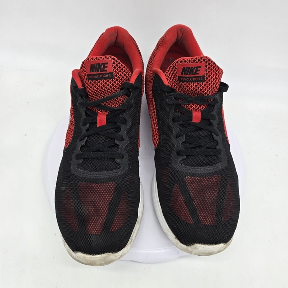 Nike Shoe Men's 12 Revolution 3 Sneakers 819300-600 Red Black - Picture 2 of 7